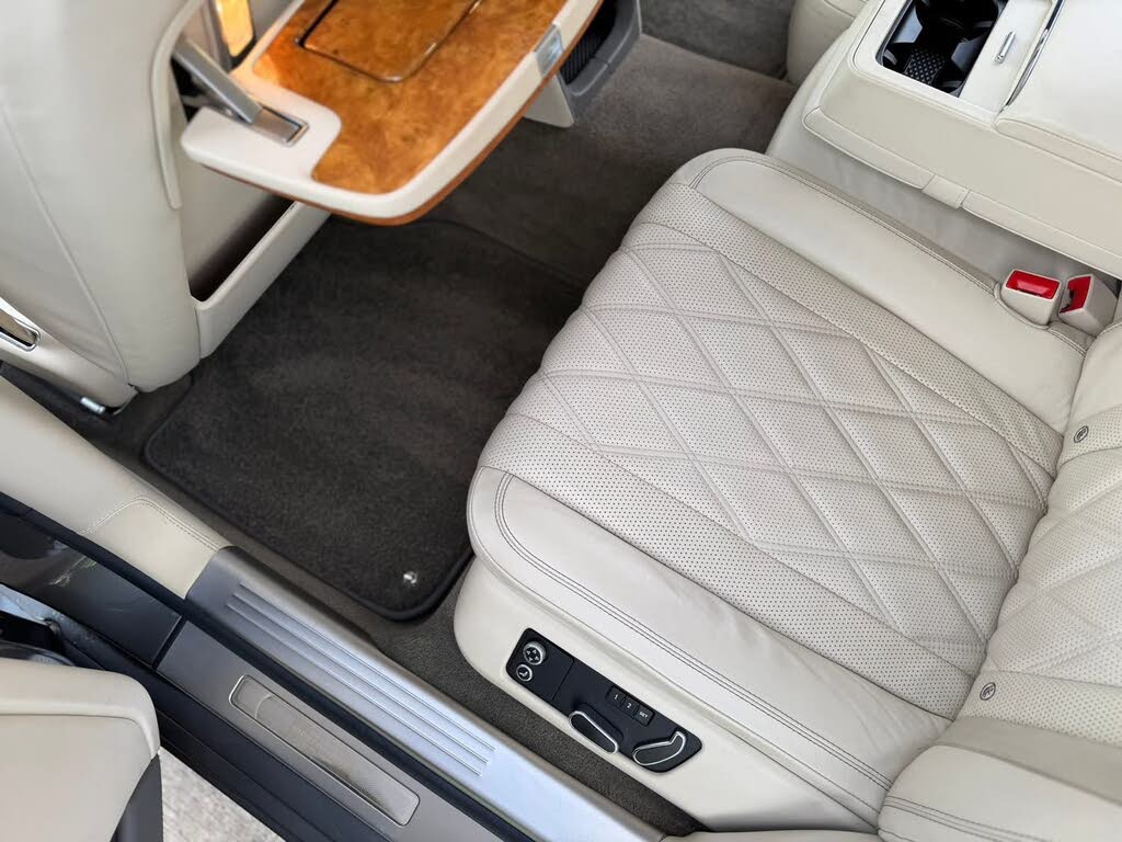 2016 Bentley Flying Spur W12 AWD photo 11