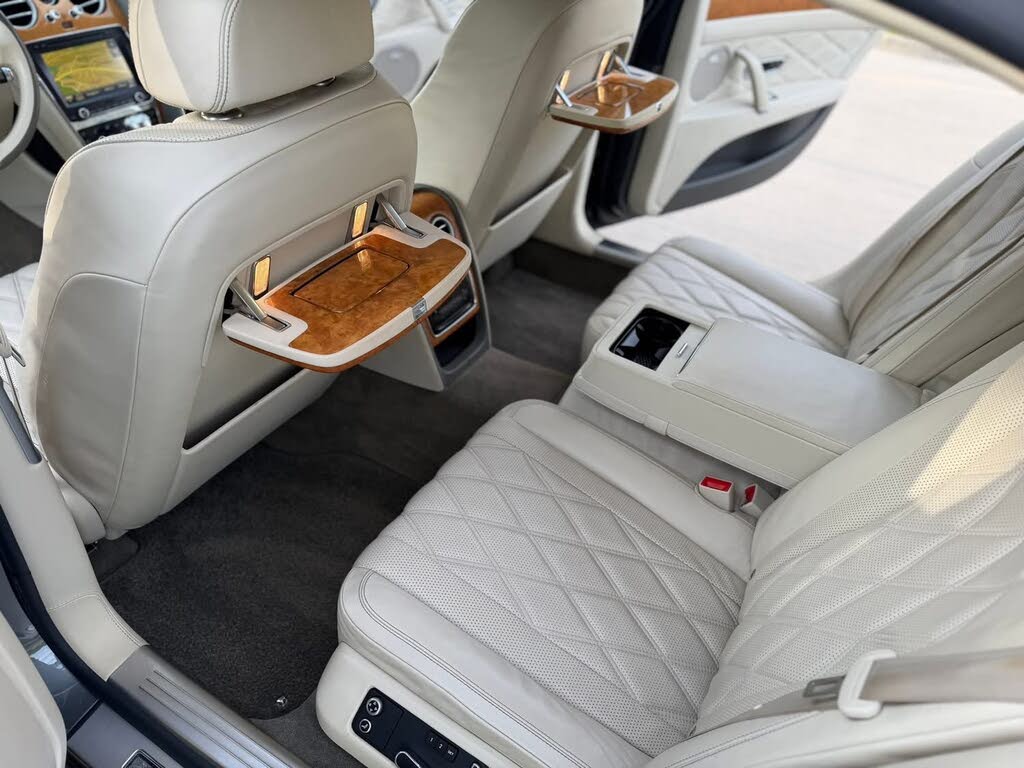 2016 Bentley Flying Spur W12 AWD photo 12