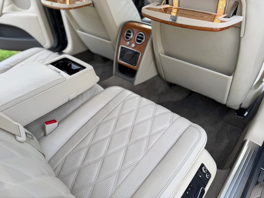 2016 Bentley Flying Spur W12 AWD photo 13