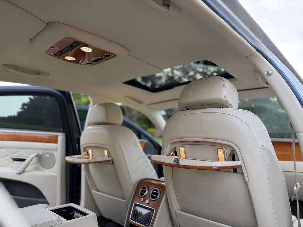 2016 Bentley Flying Spur W12 AWD photo 14