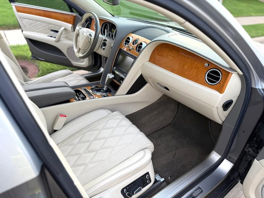 2016 Bentley Flying Spur W12 AWD photo 8