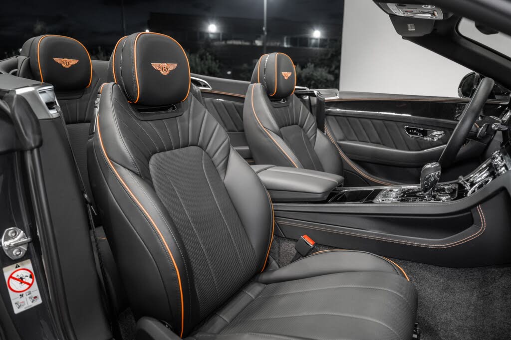 2024 Bentley Continental GTC V8 AWD photo 23