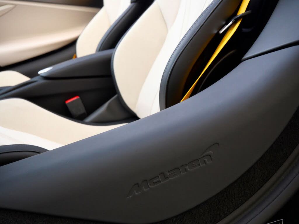 2027 McLaren 750S Spider RWD photo 20