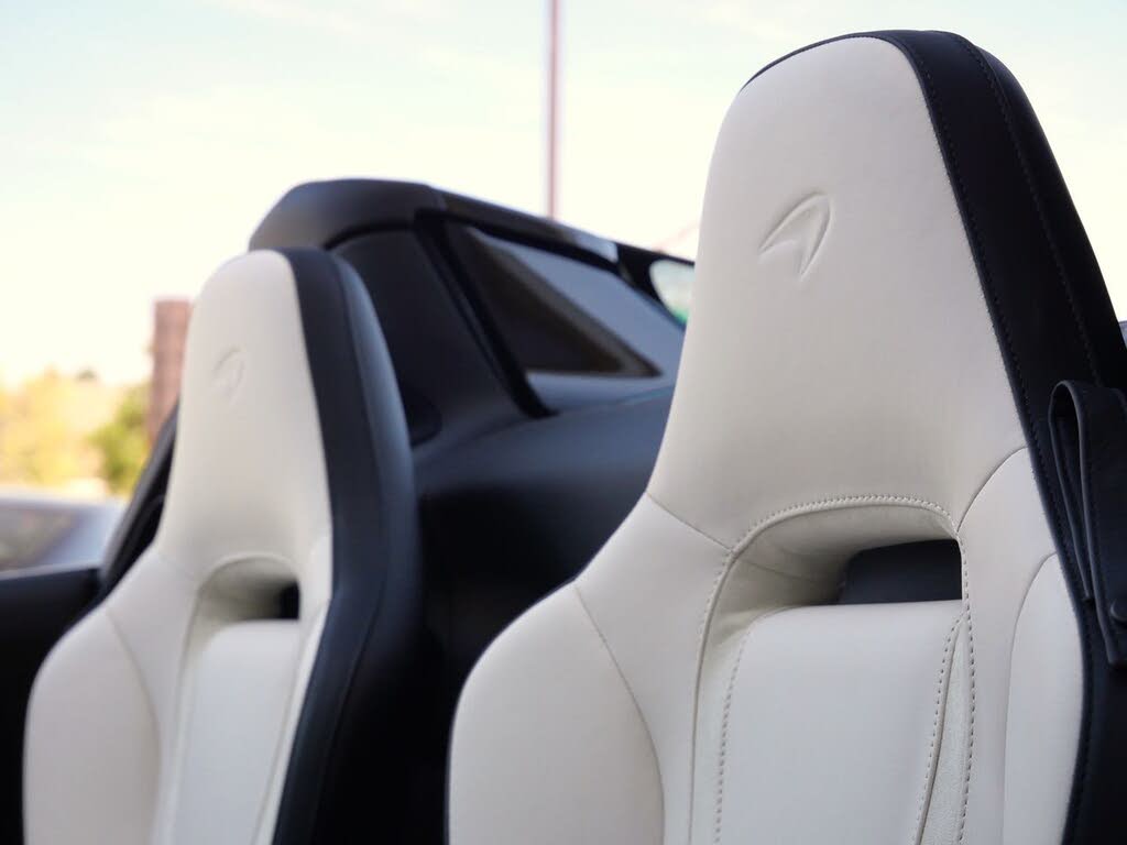 2027 McLaren 750S Spider RWD photo 22