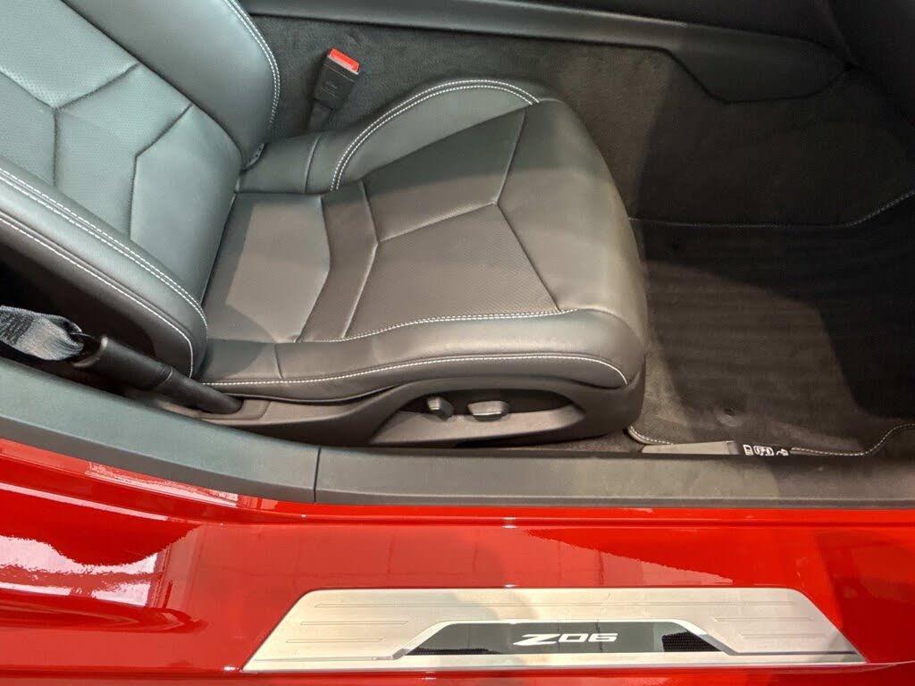 2025 Chevrolet Corvette Z06 1LZ Coupe RWD photo 13