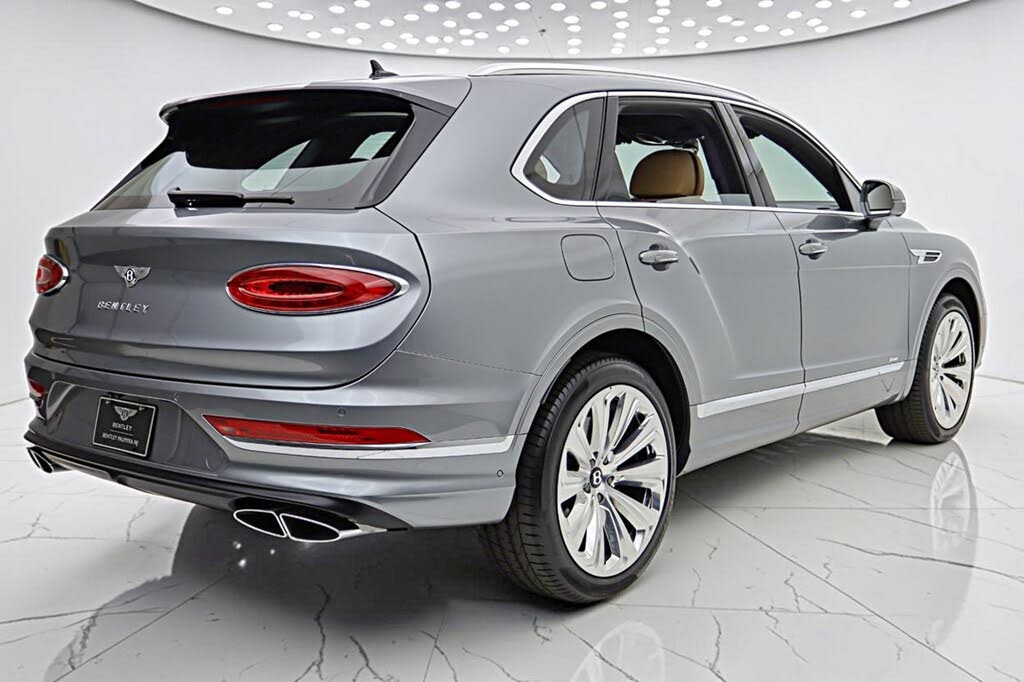2025 Bentley Bentayga Azure V8 AWD photo 12