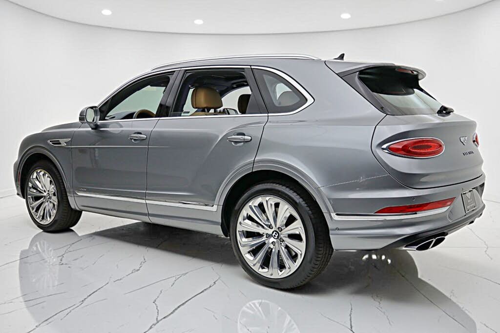 2025 Bentley Bentayga Azure V8 AWD photo 9