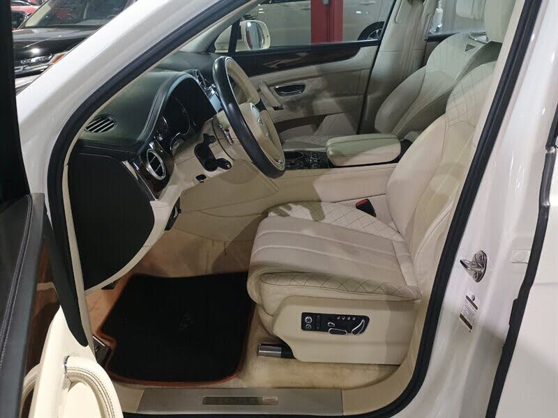 2020 Bentley Bentayga V8 AWD photo 14