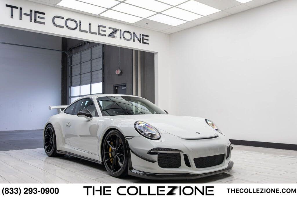 2016 Porsche 911 GT3 Coupe RWD - $185,880