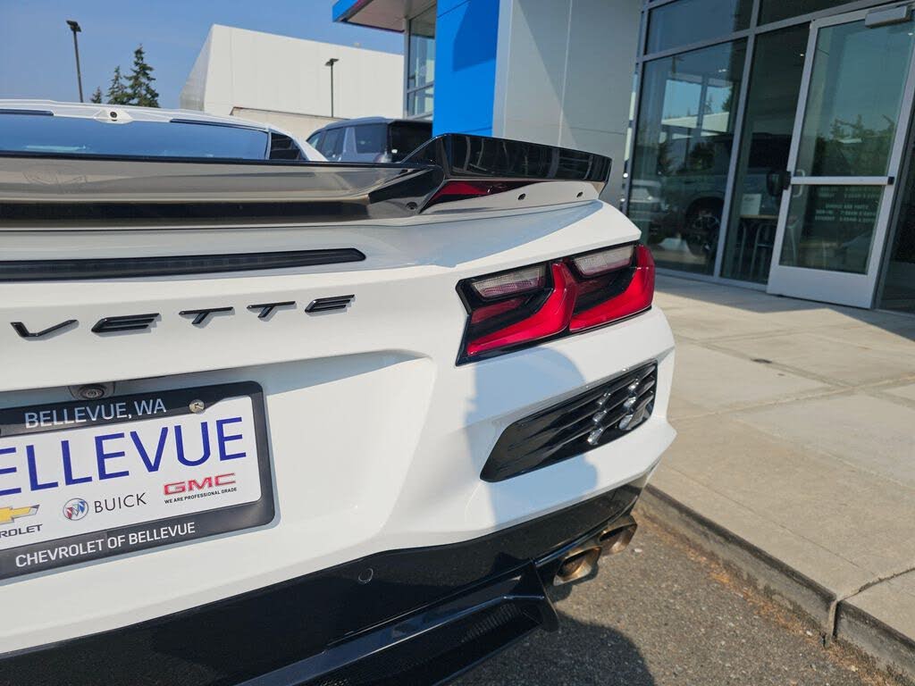 2025 Chevrolet Corvette Z06 3LZ Coupe RWD photo 17