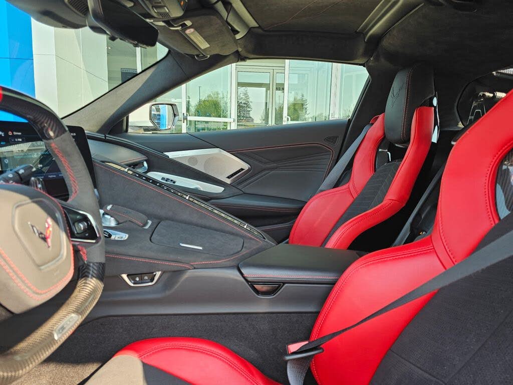 2025 Chevrolet Corvette Z06 3LZ Coupe RWD photo 20