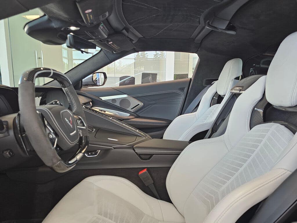 2025 Chevrolet Corvette Z06 3LZ Coupe RWD photo 22