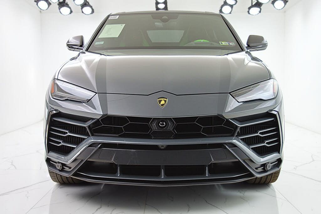2022 Lamborghini Urus AWD photo 13