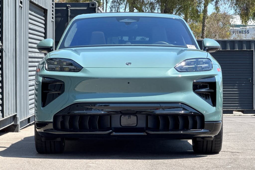 2026 Porsche Cayenne Turbo GT AWD photo 11