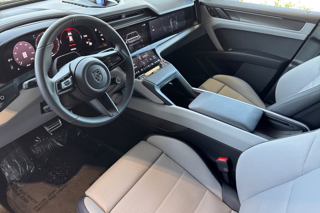 2026 Porsche Cayenne Turbo GT AWD photo 4
