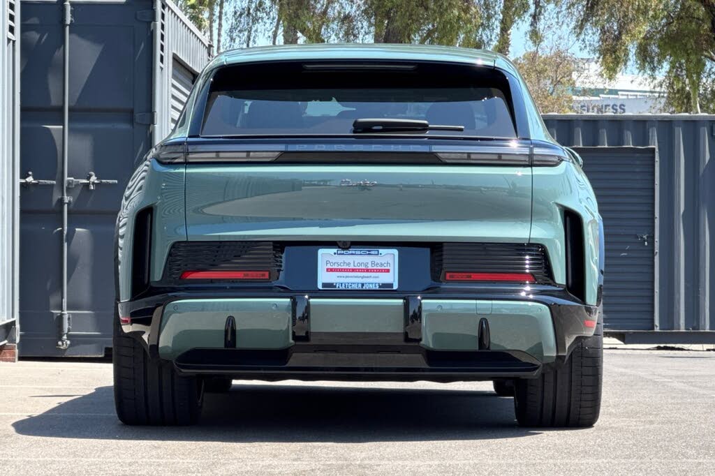 2026 Porsche Cayenne Turbo GT AWD photo 7