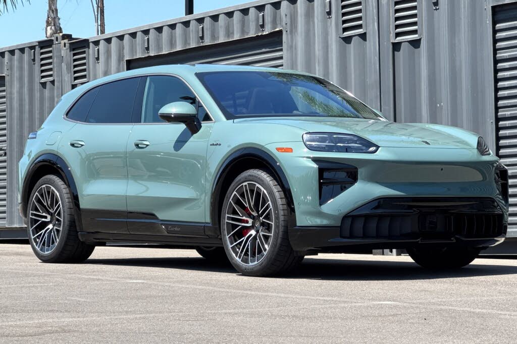 2026 Porsche Cayenne Turbo GT AWD photo 10