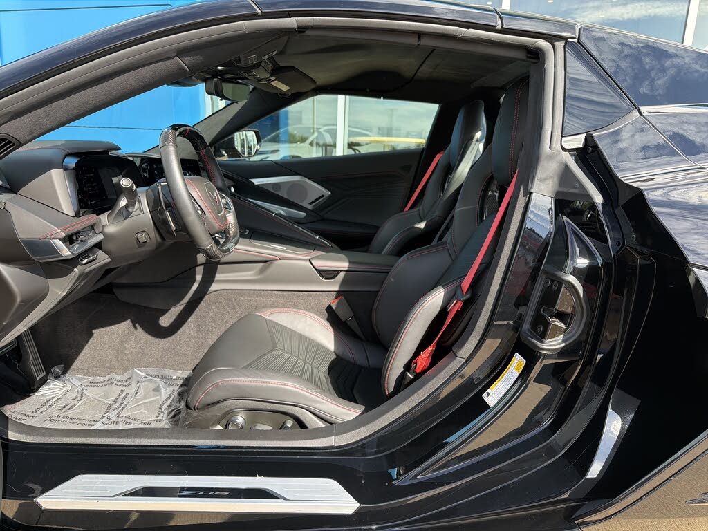 2024 Chevrolet Corvette Z06 3LZ Convertible RWD photo 13