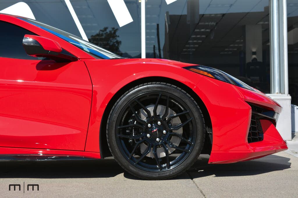 2024 Chevrolet Corvette Z06 1LZ Coupe RWD photo 13