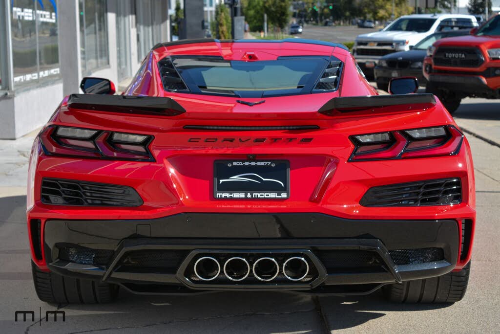 2024 Chevrolet Corvette Z06 1LZ Coupe RWD photo 4