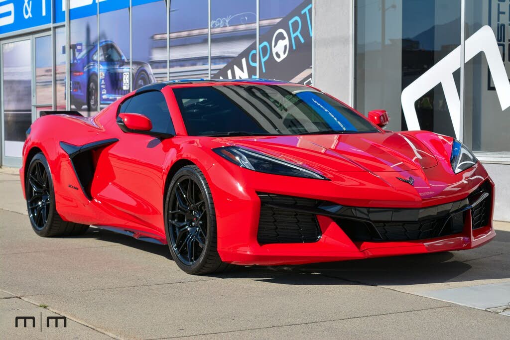 2024 Chevrolet Corvette Z06 1LZ Coupe RWD photo 8