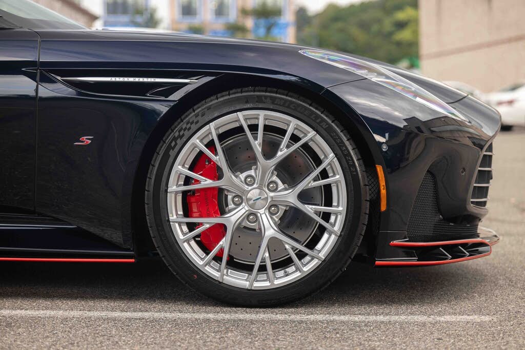 2026 Aston Martin DB12 S RWD photo 17