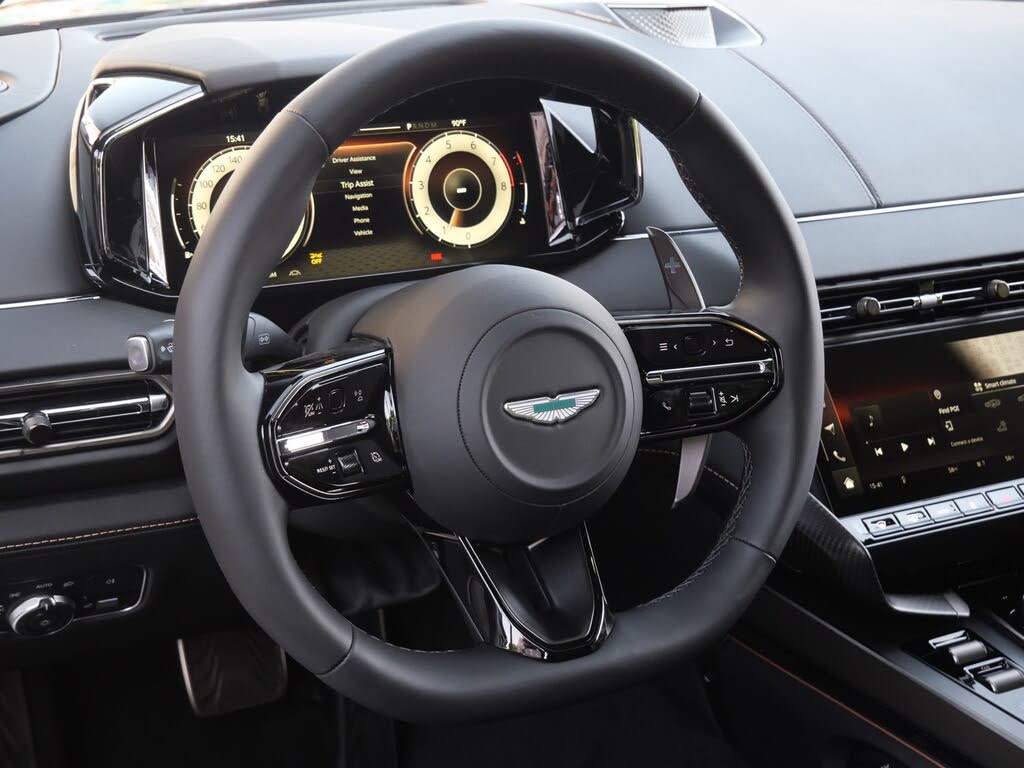 2027 Aston Martin Vanquish Coupe RWD photo 12