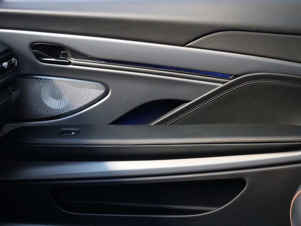 2027 Aston Martin Vanquish Coupe RWD photo 17
