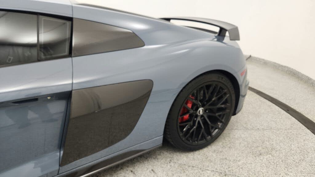 2020 Audi R8 quattro V10 Performance Coupe AWD photo 17 of 24