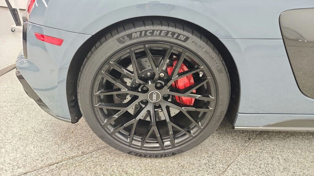 2020 Audi R8 quattro V10 Performance Coupe AWD photo 24 of 24