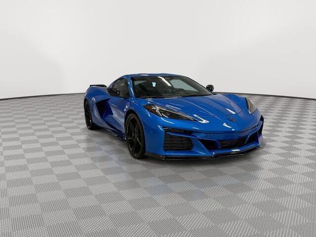 2025 Chevrolet Corvette Z06 3LZ Coupe RWD photo 3