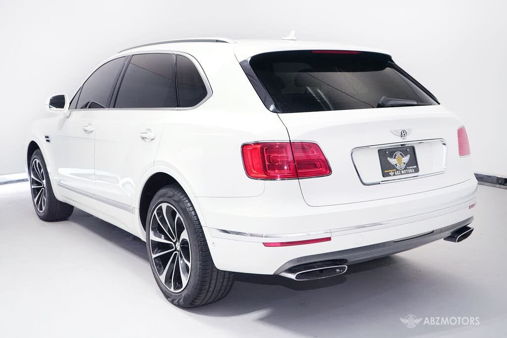 2017 Bentley Bentayga W12 AWD photo 6