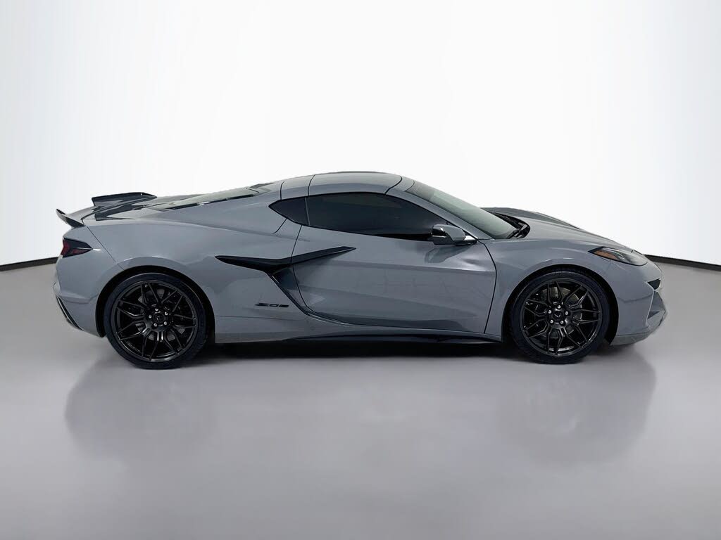 2024 Chevrolet Corvette Z06 2LZ Coupe RWD photo 8