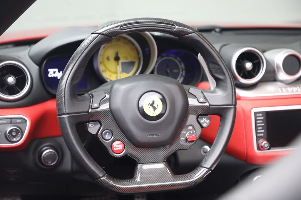 2017 Ferrari California T Roadster photo 21