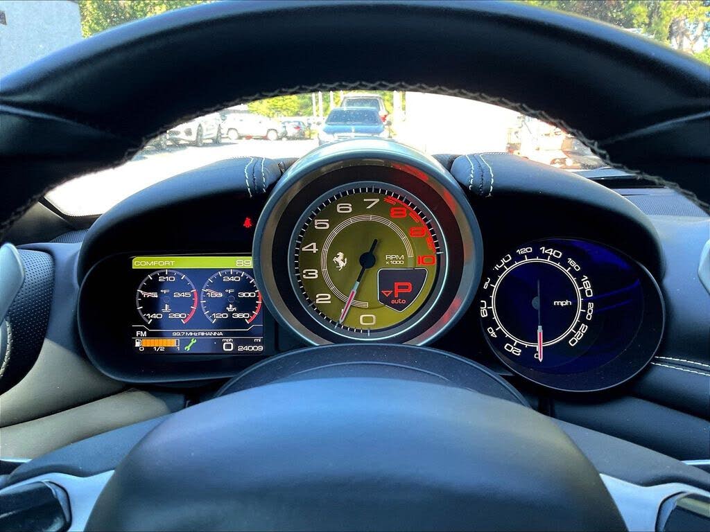 2016 Ferrari California T Roadster photo 12