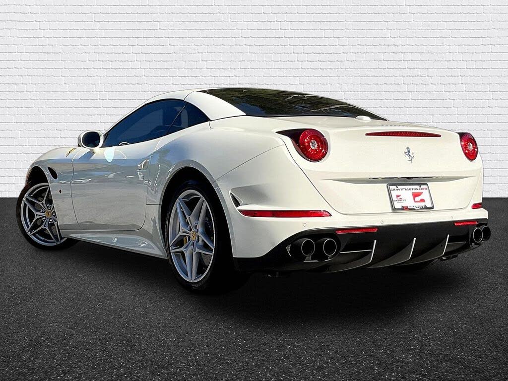 2016 Ferrari California T Roadster photo 4