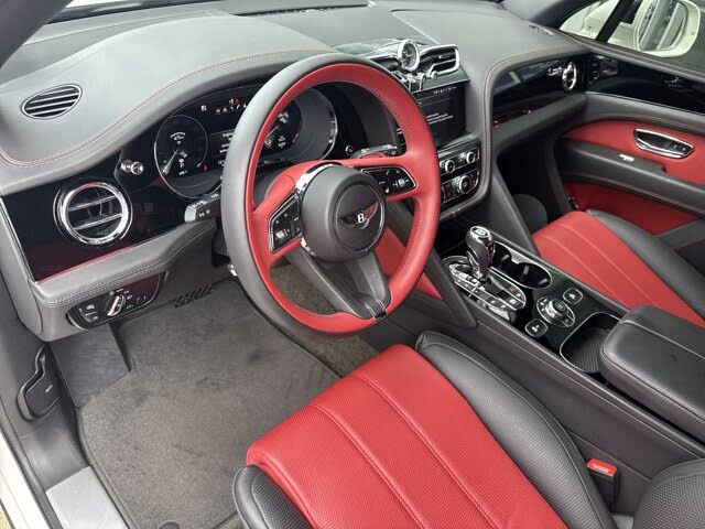 2022 Bentley Bentayga V8 AWD photo 14
