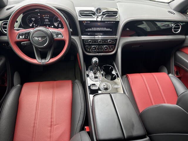 2022 Bentley Bentayga V8 AWD photo 4