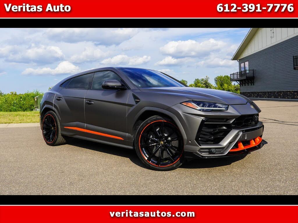2022 Lamborghini Urus AWD