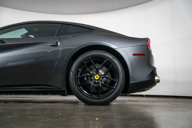 2015 Ferrari F12 Berlinetta Coupe photo 13