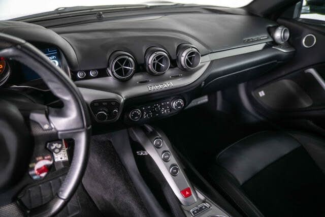 2015 Ferrari F12 Berlinetta Coupe photo 21