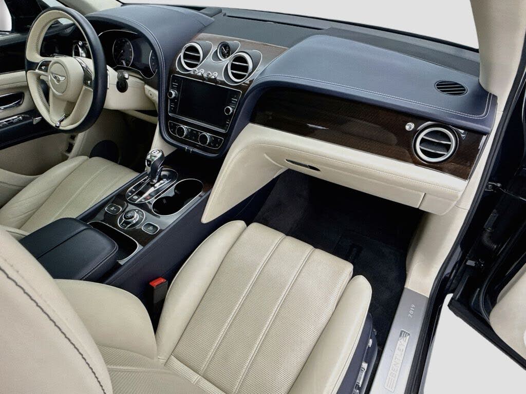2019 Bentley Bentayga V8 AWD photo 14