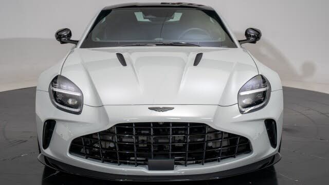 2025 Aston Martin Vantage Coupe RWD photo 18