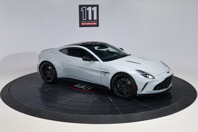 2025 Aston Martin Vantage Coupe RWD photo 6