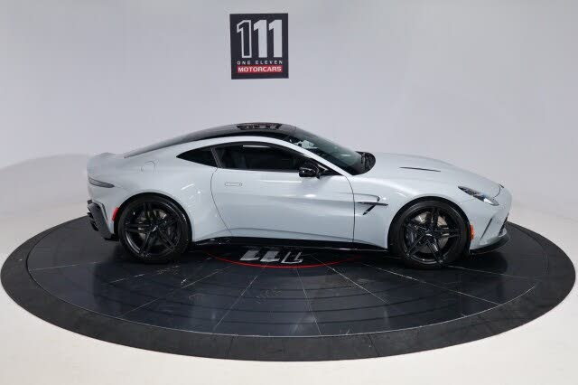 2025 Aston Martin Vantage Coupe RWD photo 7