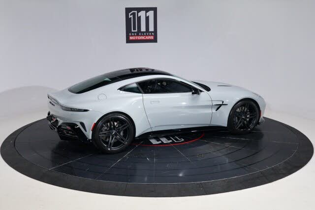 2025 Aston Martin Vantage Coupe RWD photo 8
