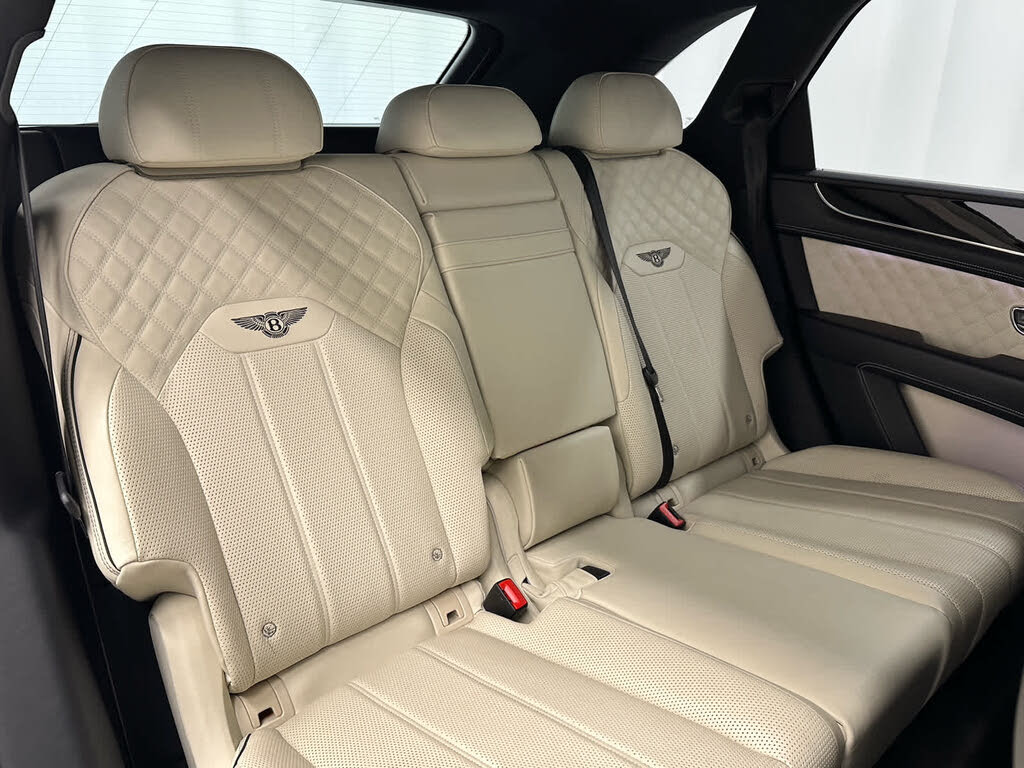 2023 Bentley Bentayga V8 AWD photo 22