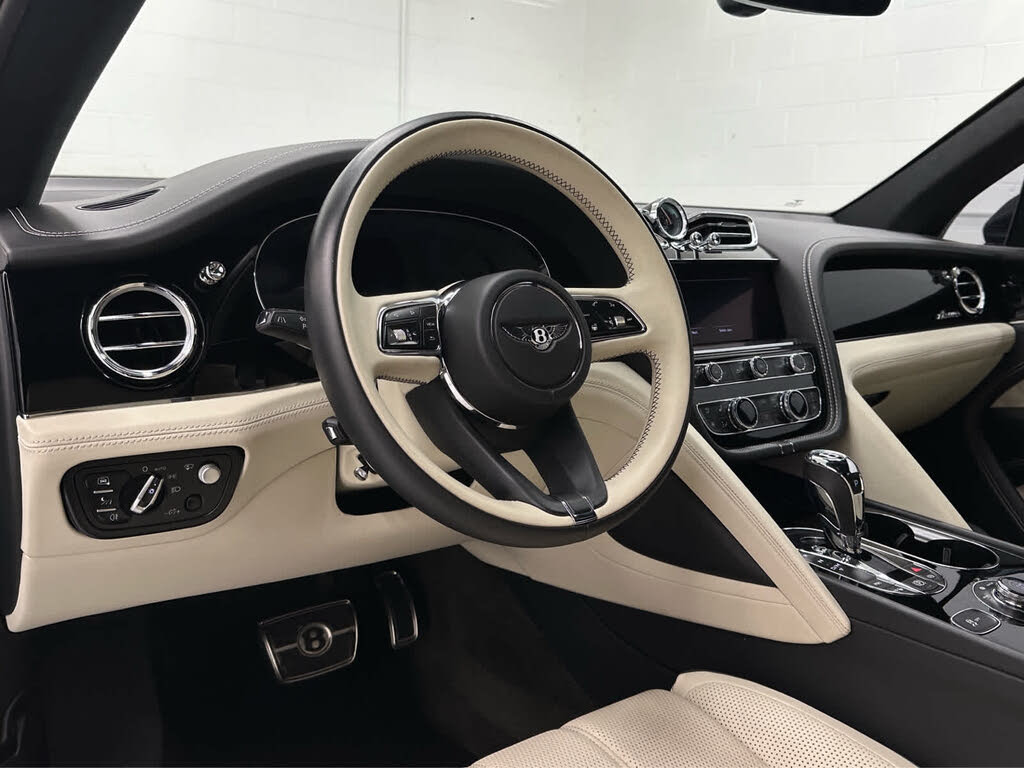 2023 Bentley Bentayga V8 AWD photo 10