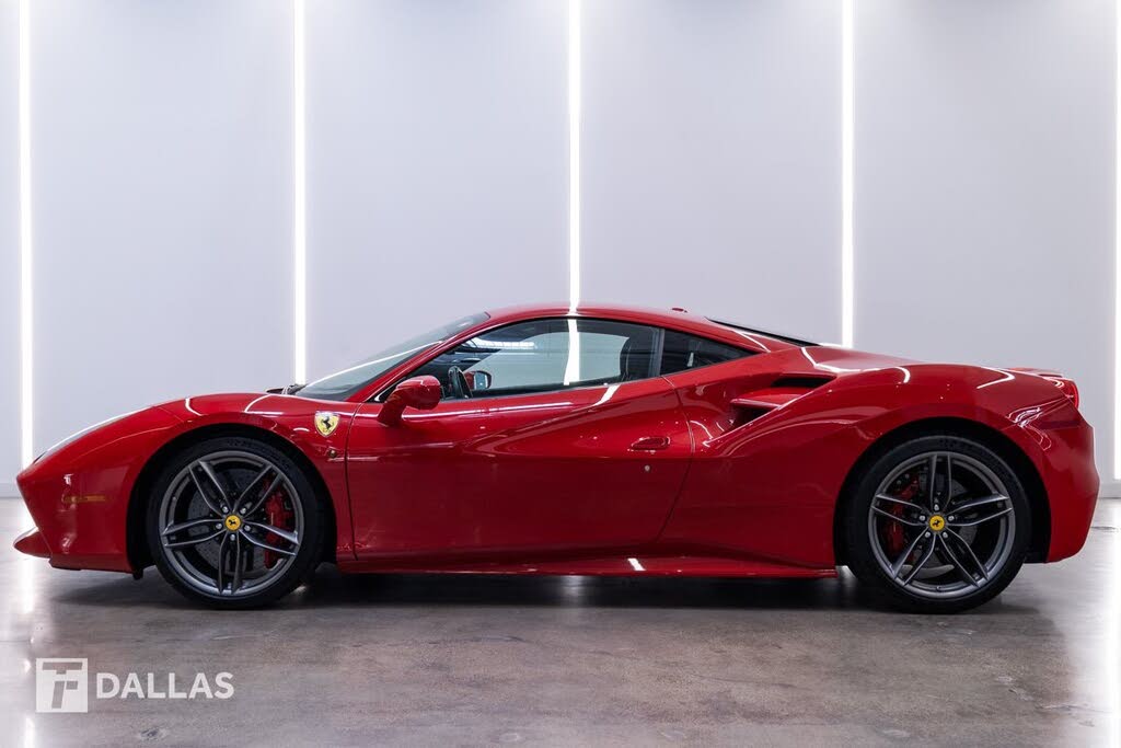 2018 Ferrari 488 GTB Coupe RWD