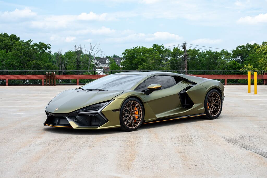 2025 Lamborghini Revuelto AWD